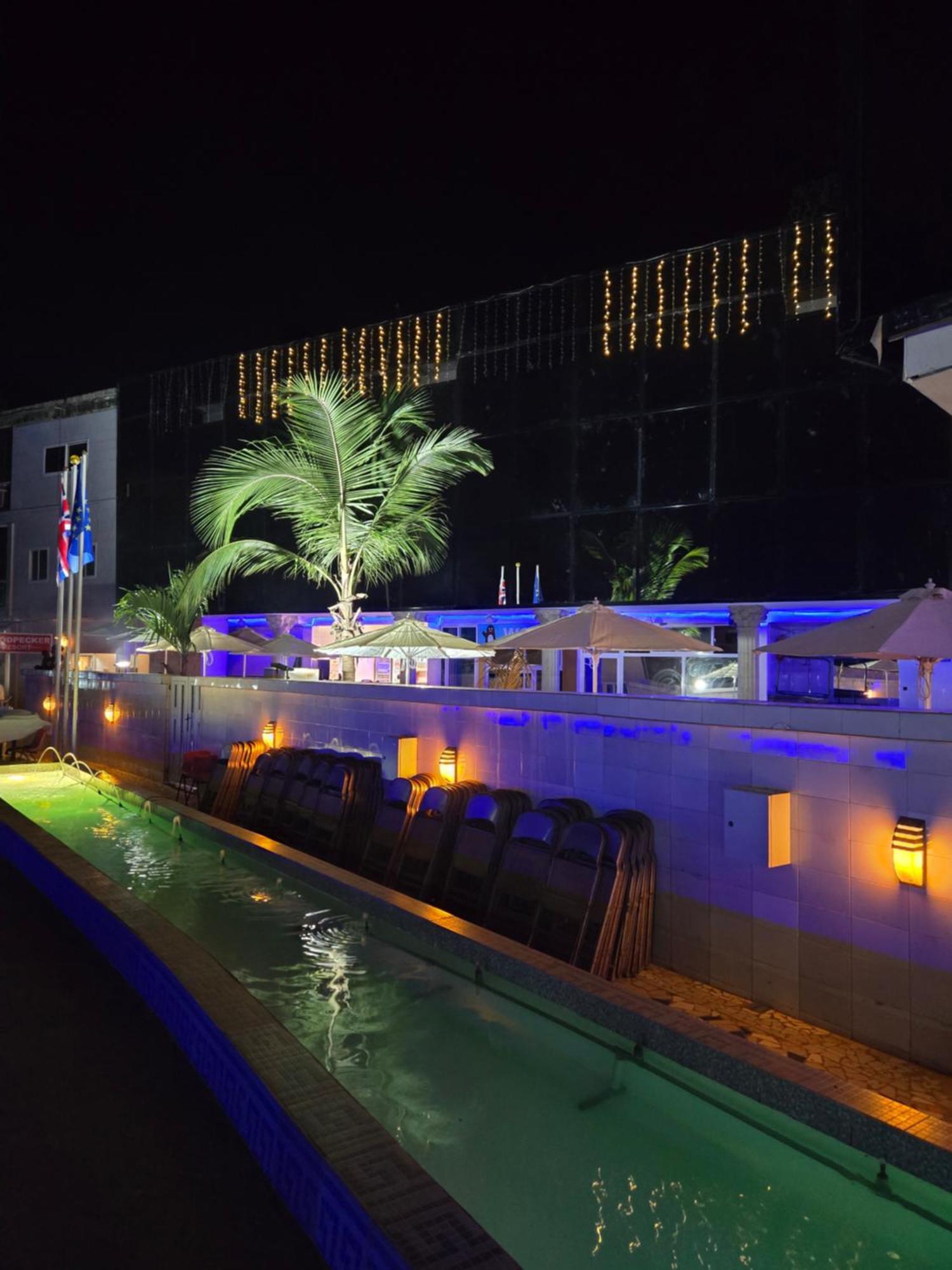 Woodpecker Resort Hotel Банджул Екстериор снимка
