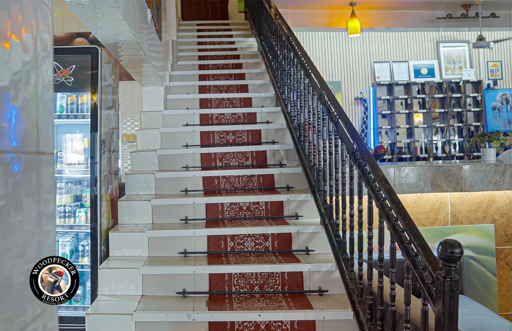Woodpecker Resort Hotel Банджул Екстериор снимка