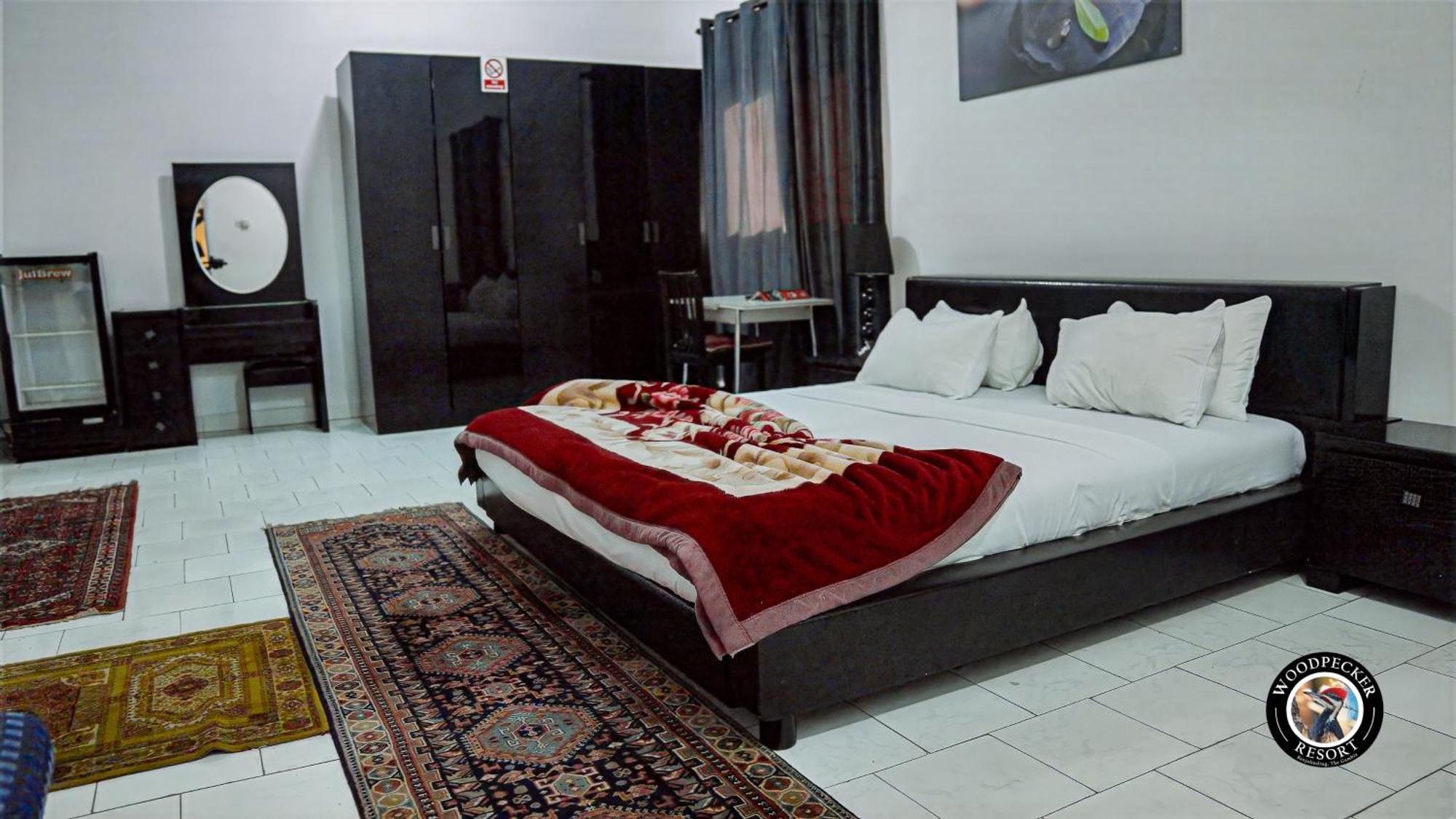 Woodpecker Resort Hotel Банджул Екстериор снимка